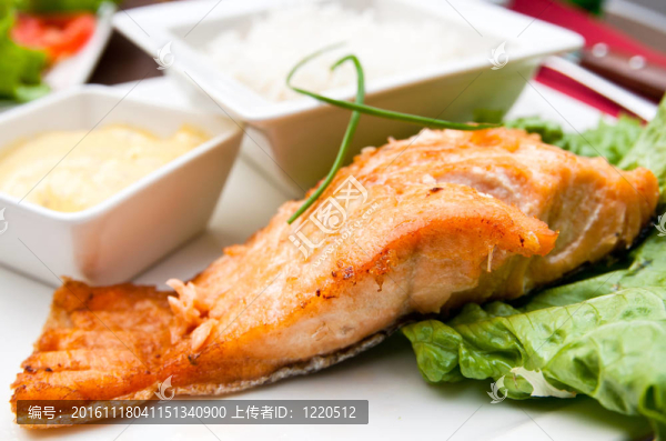 烤鮭魚