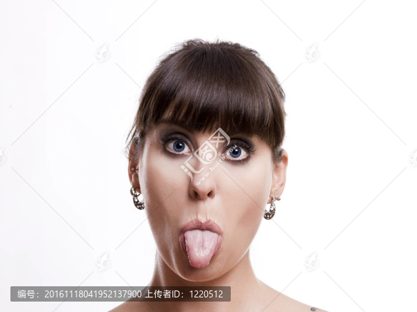 把舌頭伸出來