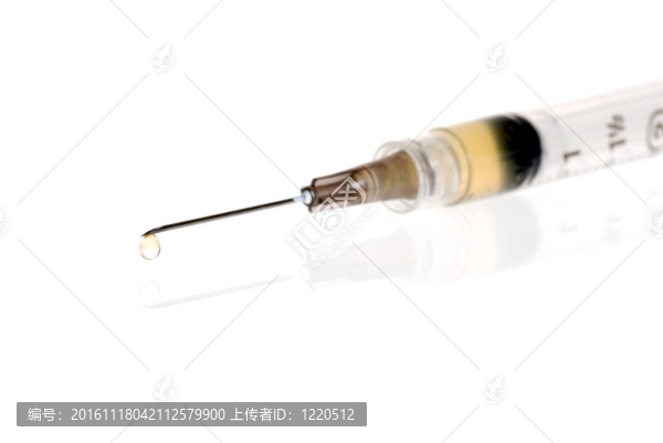 帶滴灌的醫(yī)用注射器