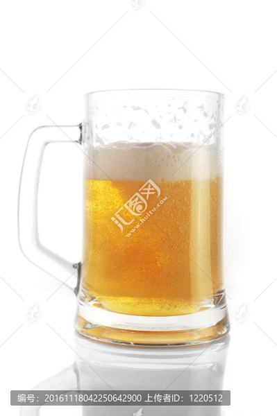 杯上啤酒