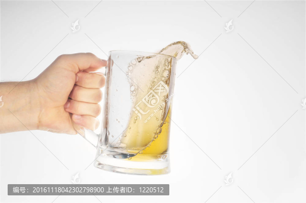 啤酒杯