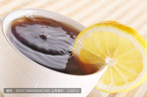全杯檸檬茶