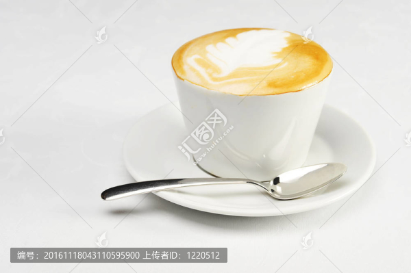 一杯卡布奇諾