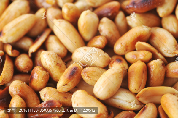 美味的烤花生非常接近