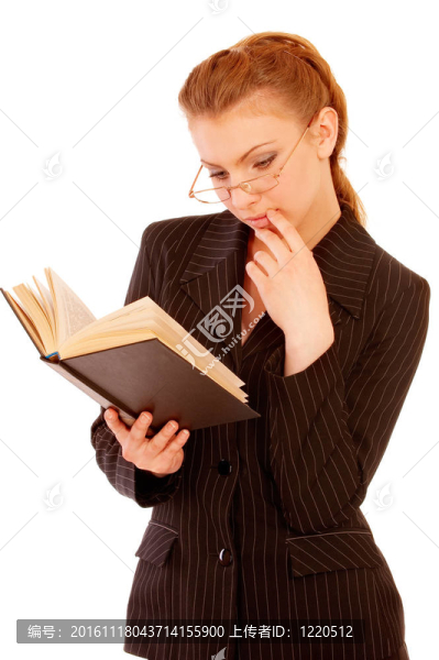 美麗的女人讀書(shū)