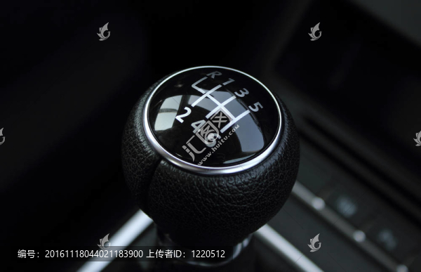 汽車變速器的黑色手柄