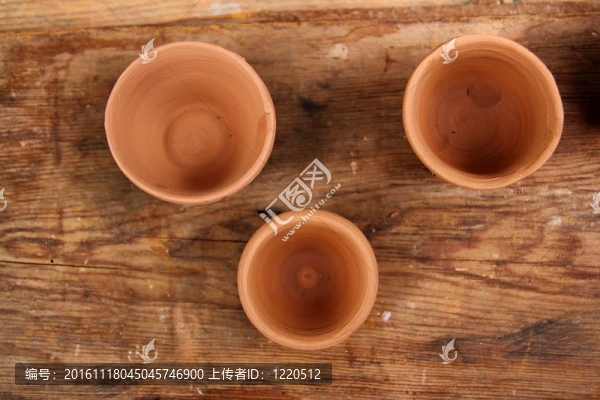 粘土工藝陶瓷工作室木桌子傳統(tǒng)
