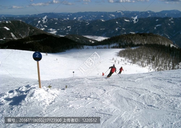 高山滑雪場