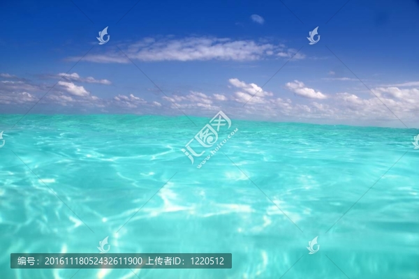 藍(lán)色加勒比海水波地平線