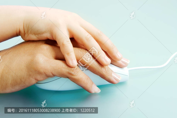 手中的鼠標(biāo)