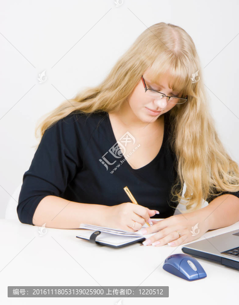 金發(fā)女孩