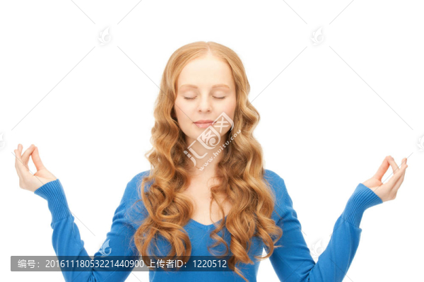 女人在冥想