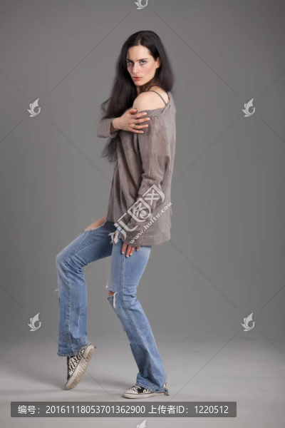 脫衣舞者-匯圖網(wǎng) www.fosd68.com 脫衣舞者