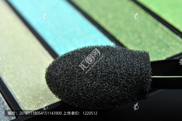 一些美麗的亮眼影的宏觀照片