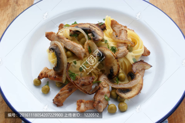 自制面條有機(jī)豬肉牛肉