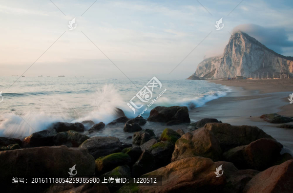 海浪的直布羅陀