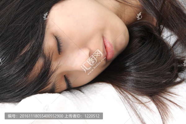 亞洲女人睡覺