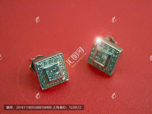 鉆石戒指
