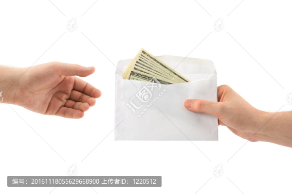手和錢在信封里