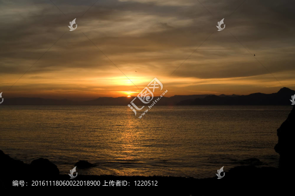 海上日落