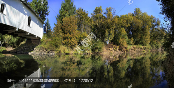 霍夫曼覆蓋瑰珀翠溪大橋