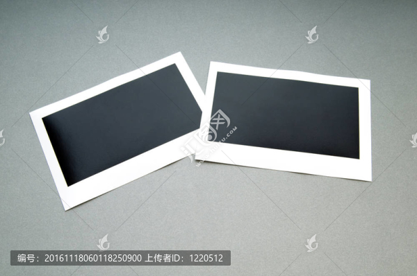 設(shè)計(jì)師概念-空白相框?yàn)槟恼掌? title=