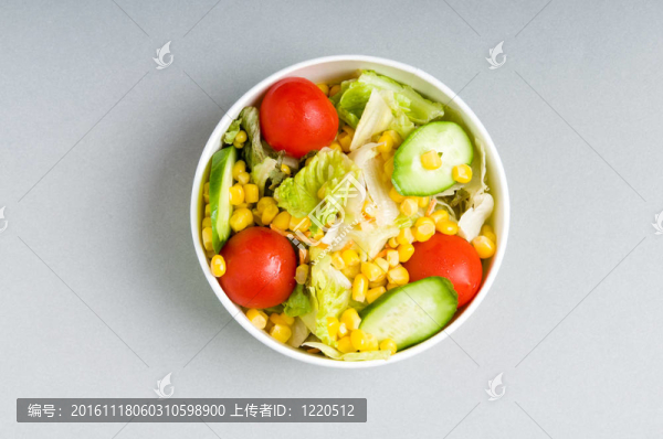 蔬菜沙拉的碗