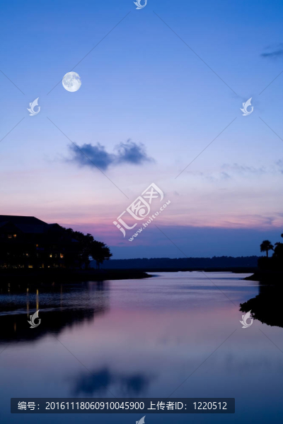 黃昏的寧?kù)o湖