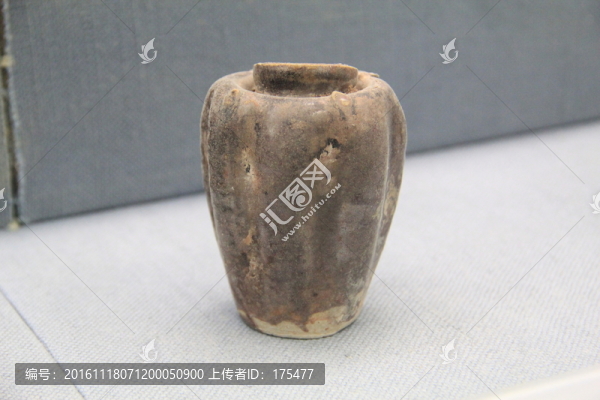 古代陶罐