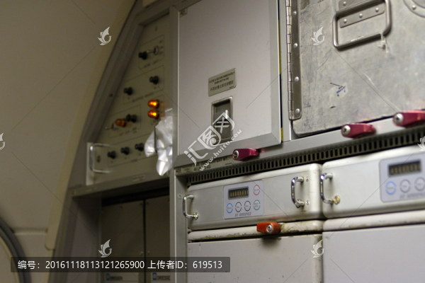 飛機(jī)客艙,乘務(wù)員操作間