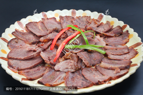 鹵牛肉