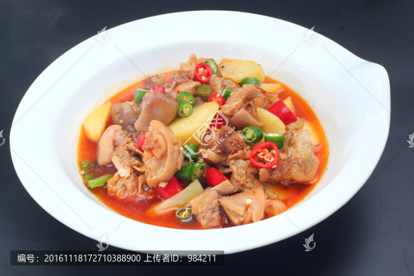 土豆?fàn)F豬手