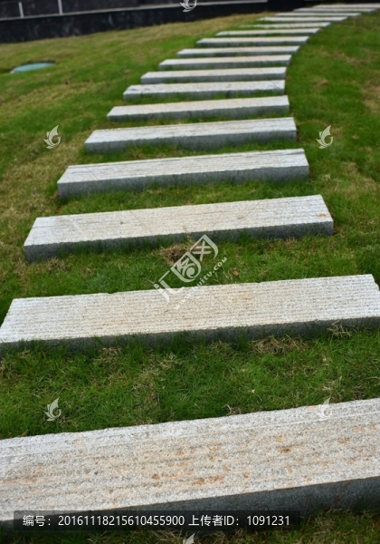 石板路