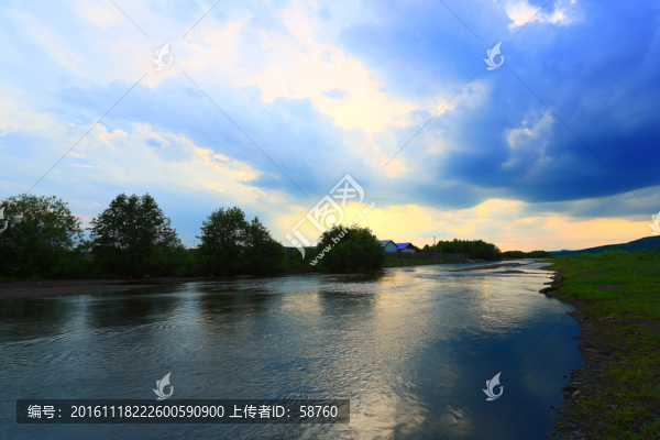 河流暮色