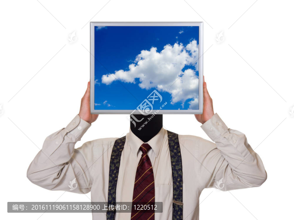 帶有天空電腦屏幕的商人