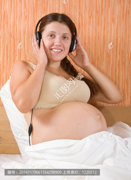 孕婦聽音樂