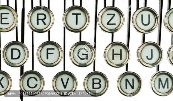 古老的；舊的打字機