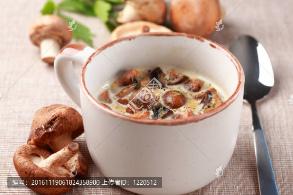 法式蘑菇湯