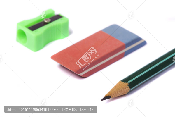 铅笔橡皮和卷笔刀；