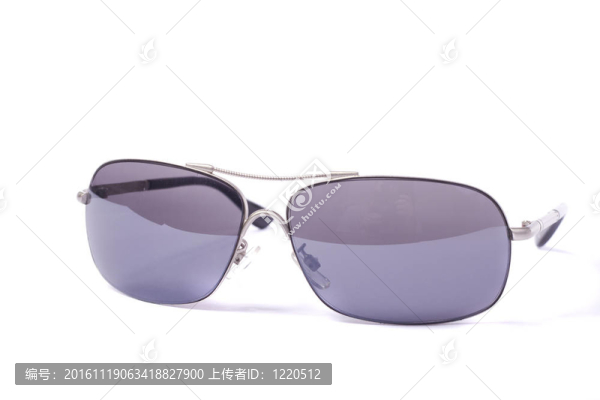 警察式的墨鏡-匯圖網(wǎng) www.fosd68.com 警察式的墨鏡