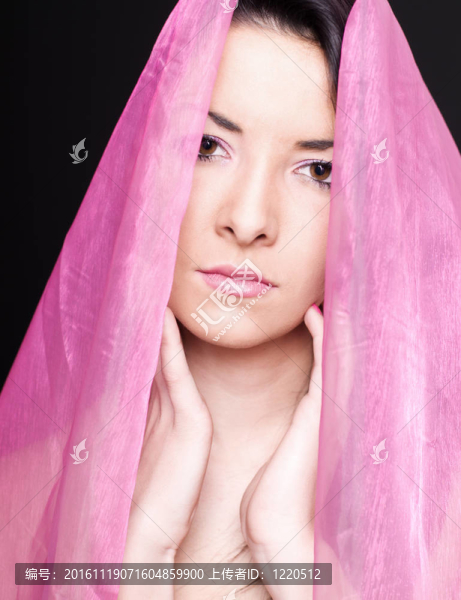 女人-匯圖網(wǎng) www.fosd68.com 女人