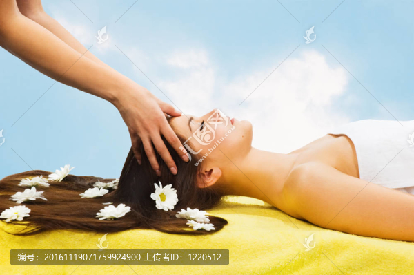 頭部按摩