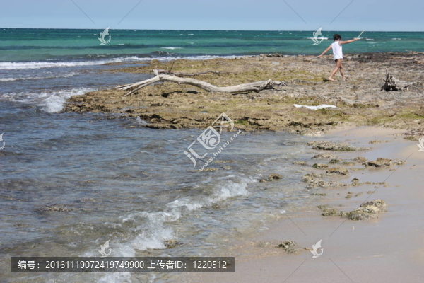 普利亞；大海和沙灘