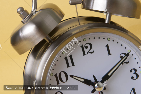 銀銀鬧鐘的宏-匯圖網(wǎng) www.fosd68.com 銀銀鬧鐘的宏