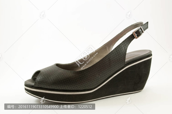 中國(guó)女士涼鞋高跟