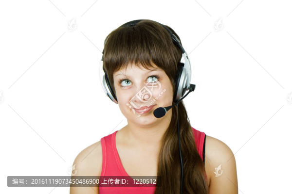 微笑女孩帶麥克風耳機