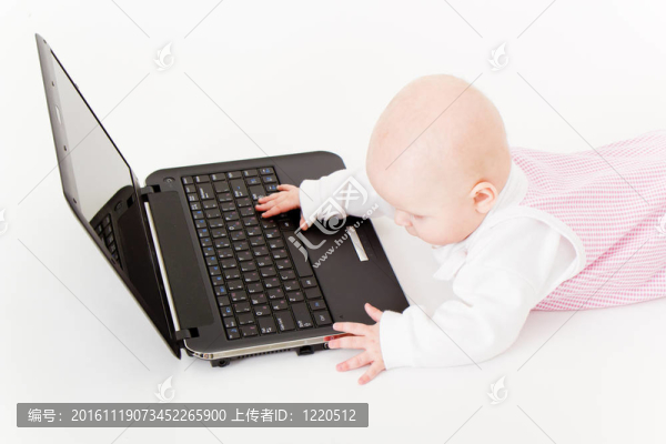 寶寶用的筆記本電腦