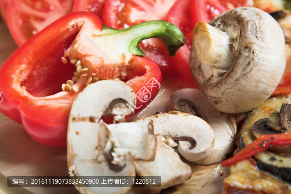 蘑菇比薩