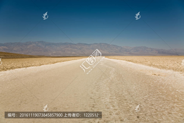 惡水；深點(diǎn)在美國(guó)；saltsee混合礦物