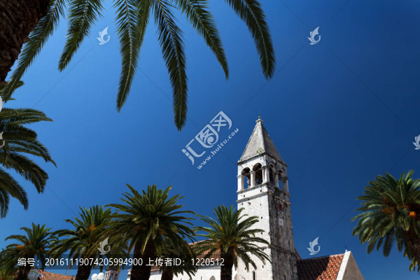 在特羅吉爾的教堂-匯圖網(wǎng) www.fosd68.com 在特羅吉爾的教堂